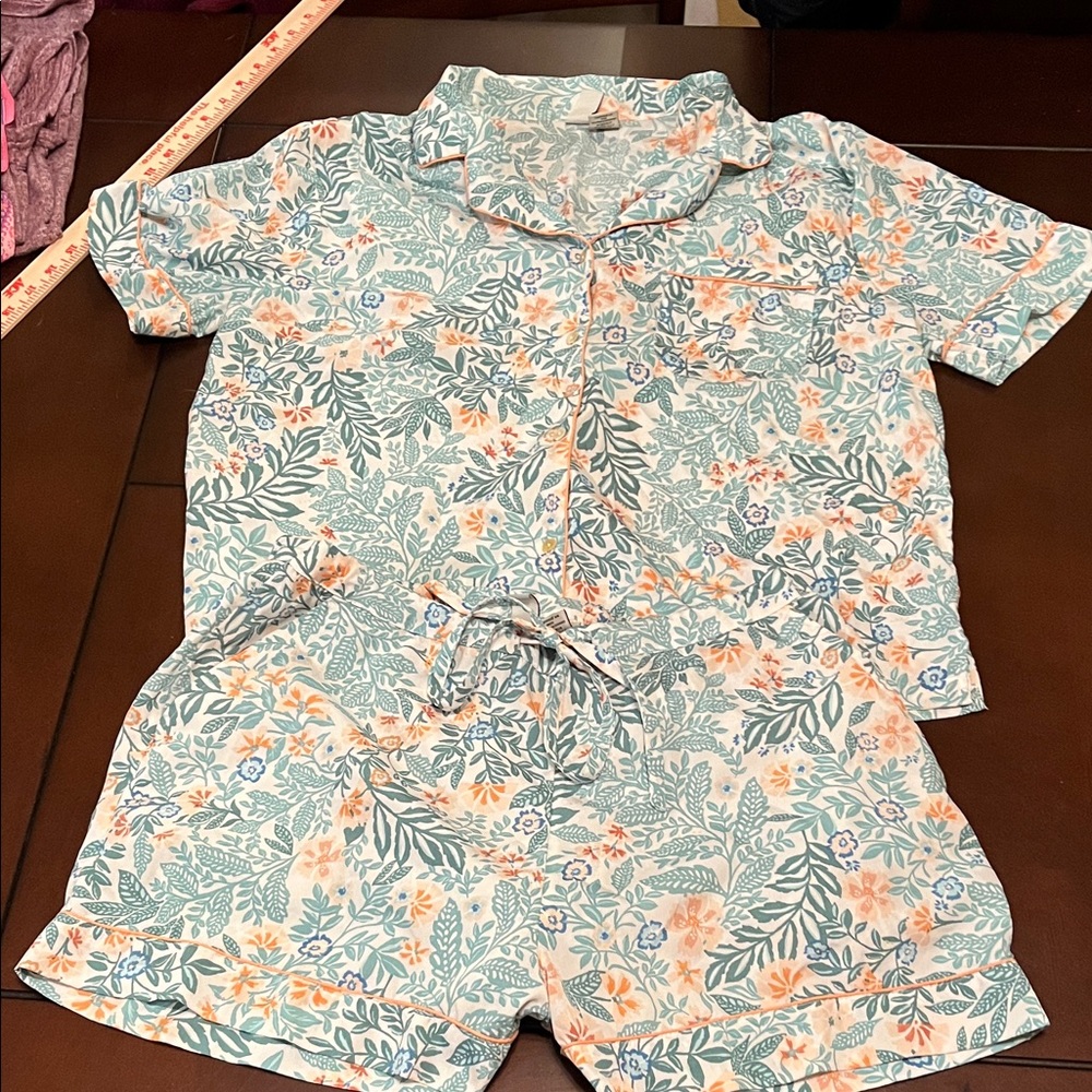 Joie Floral Pajama Set - Green and Orange really light and cool material NWOT